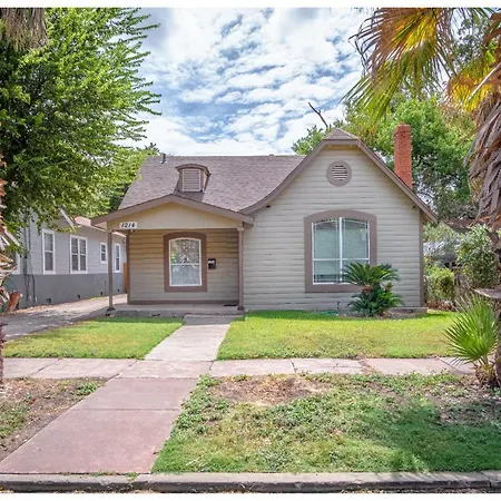 Florida St Nice Remodeled 3Br/2Ba Near Downtown